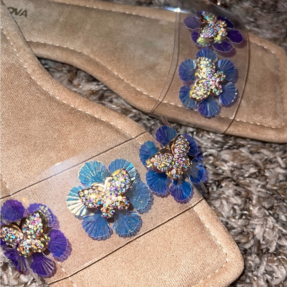 Butterfly Rhinestone Flat Slides - Picture 8 of 11